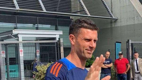 LIVE TJ - THIAGO MOTTA: “Douglas Luiz può fare anche il difensore. Sento la responsabilità, ma non cambierei con nessuno il mio posto”. GIUNTOLI: “Prenderemo un giocatore per reparto. Saluto Rabiot e gli auguro il meglio”