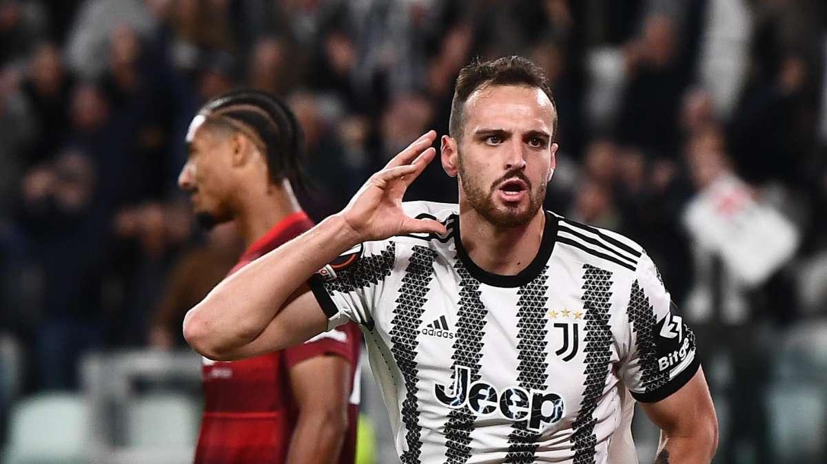 DE SCIGLIO su Instagram: “Cuore Juve”  