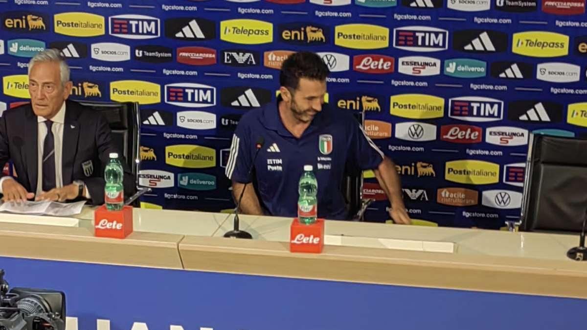 Buffon: "La scelta di Mancini? Cosa volete che vi dica... è stata inaspettata"