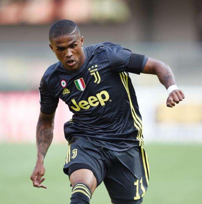 Mediaset - Allegri ritrova Mandzukic per il Cagliari, sarà 4-3-3 con Douglas Costa titolare. Panchina per Dybala? 