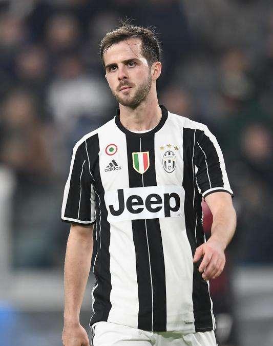 PJANIC: "L'Intervallo di Cardiff? Abbiamo perso solo perchè il Real è stato più forte. Bonucci? Riaprtiamo dai giocatori che abbiamo e dai nuovi, per lo scudetto sarà lotta dura"