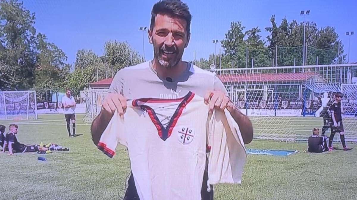 Buffon: "Con Riva c'è stata sintonia sin da subito, mi è sempre stato vicino nei momenti di difficoltà"