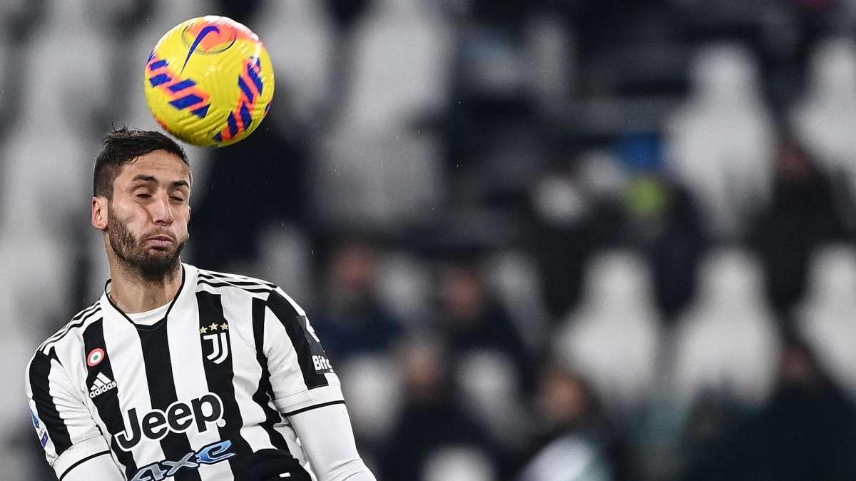 Corsport - Juve e Aston Villa continuano a trattare per Bentancur, ma il giocatore preferirebbe restare in bianconero fino a fine stagione