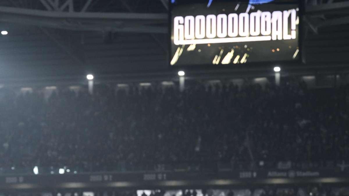 Juventus.com - Training Center | A lavoro con i tifosi verso la sfida di Napoli