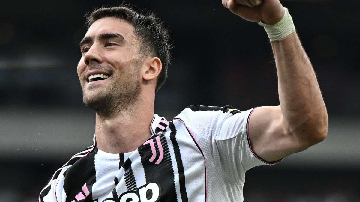 Gazzetta - Due sondaggi dall'estero per Vlahovic, ma alla fine potrebbe restare