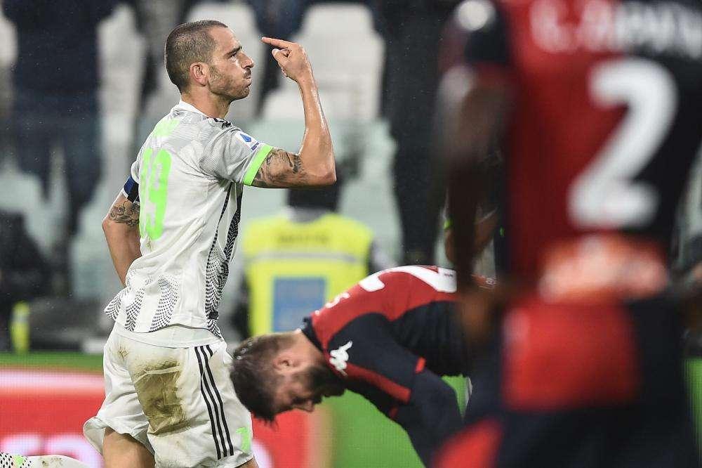 IL TERZO TEMPO - Vincente ma non convincente: non è ancora la Juve di Sarri. Dybala e Bonucci "capitani coraggiosi". Polemiche da VAR: adesso basta sceneggiate