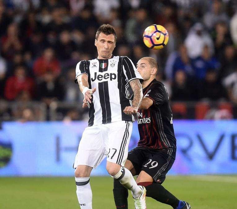 Cerrano (Mediaset): "Orsolini, domani le visite mediche. Cinesi su Mandzukic, Tolisso il sogno"