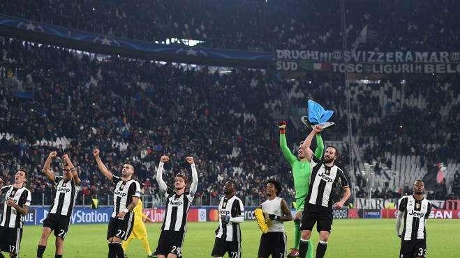 In campo, qualcosa sta cambiando: la Juve è più squadra. Se anche la tifoseria lo diventasse....
