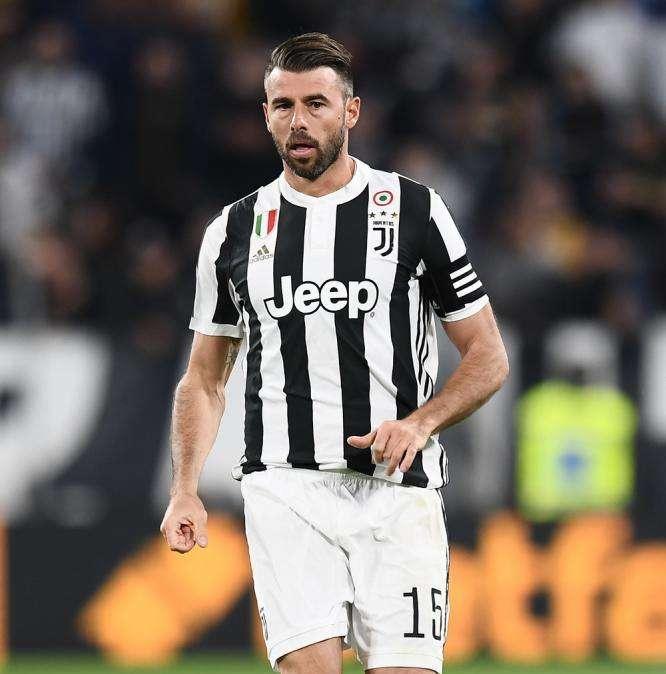 BARZAGLI a MP: "La solidità difensiva è la base: dobbiamo tornare ad averla. Mi dispiace che Bonucci non sarà in campo sabato"