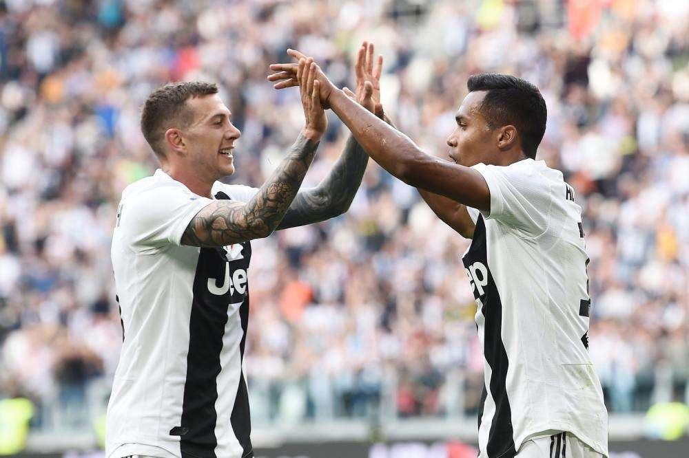 Gazzetta - Il Sarto scudetto è Alex Sandro, Chiesa incanta 