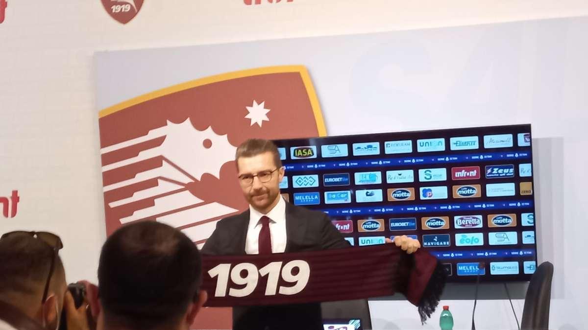 Salernitana, De Sanctis: "Cambiaso? Il problema è che in tanti hanno fiducia in lui"