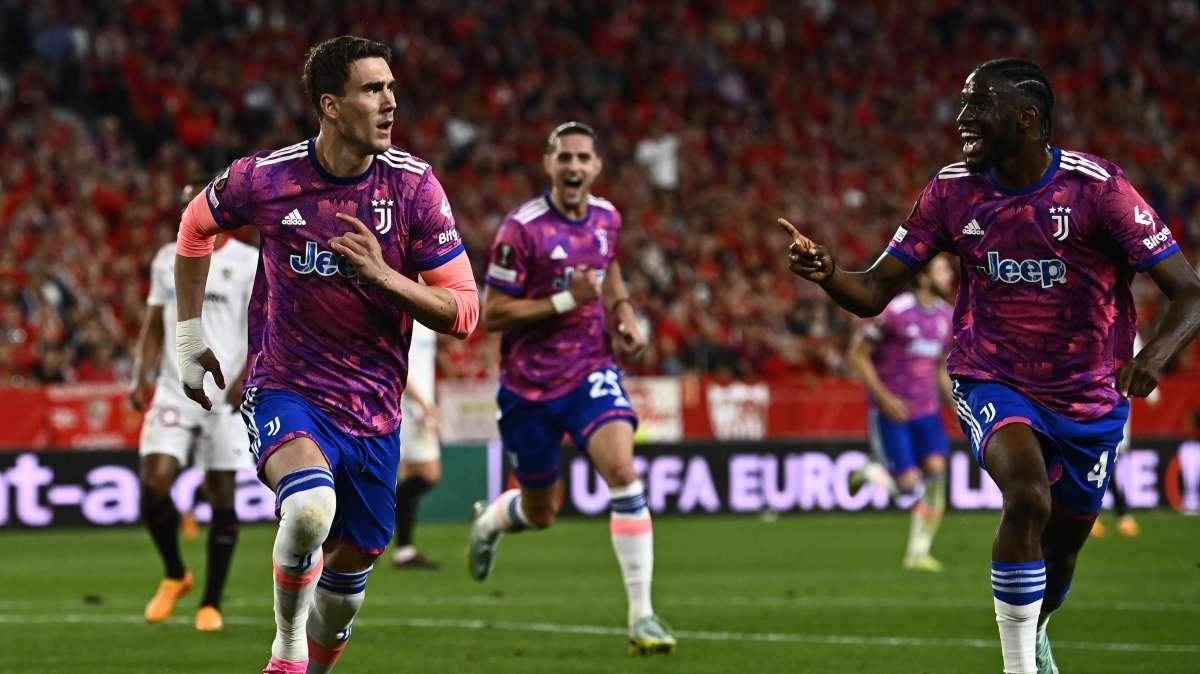 La Juventus celebra Vlahovic