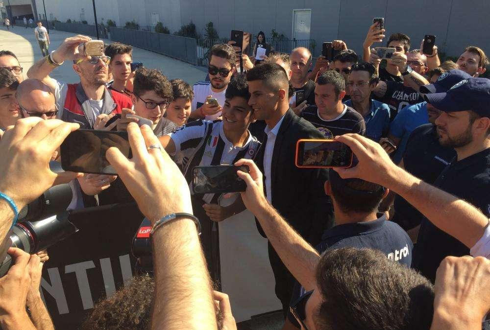 Racconti in bianconero - La campagna acquisti del barista juventino