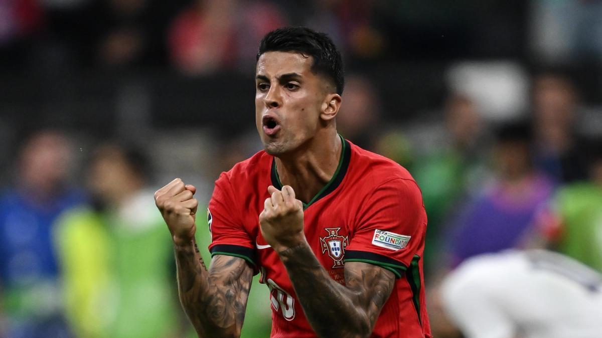 Inter in vantaggio su Juventus e Barcellona per Cancelo, ma c'è da risolvere il nodo ingaggio