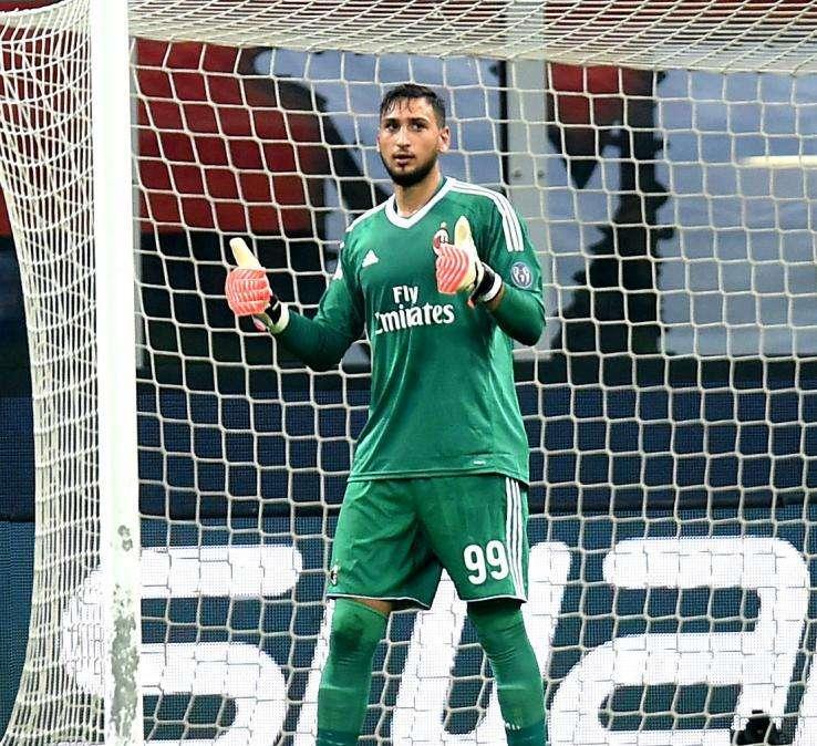 Dall'Inghilterra - United: Pronto assalto a Donnarumma nel 2018