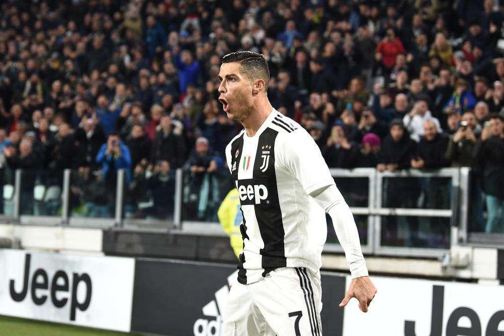 LIVE TJ - JUVENTUS-SPAL 2-0, i bianconeri non fanno sconti dopo la sosta: CR7 e Mandzukic "regolano" la Spal