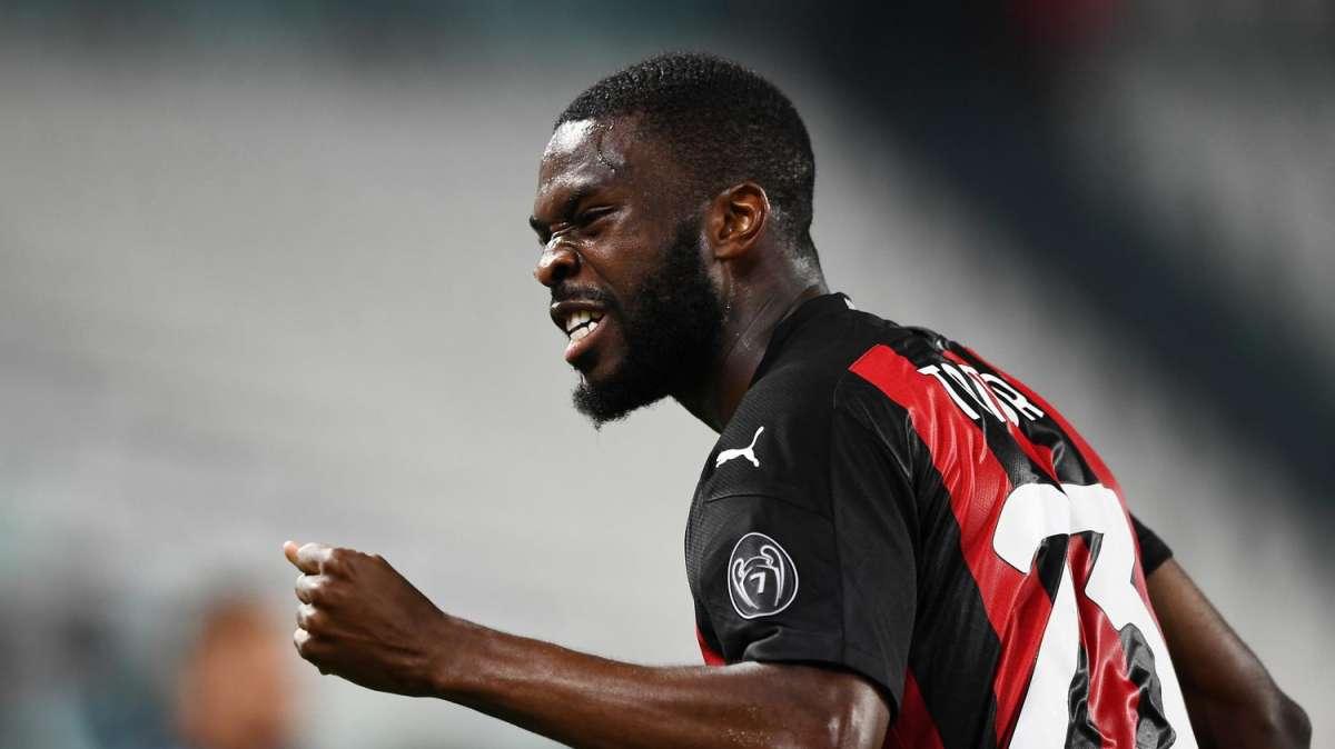 Milan, Tomori: "Siamo andati vicini a vincere lo scudetto, il prossimo anno ci riproveremo"