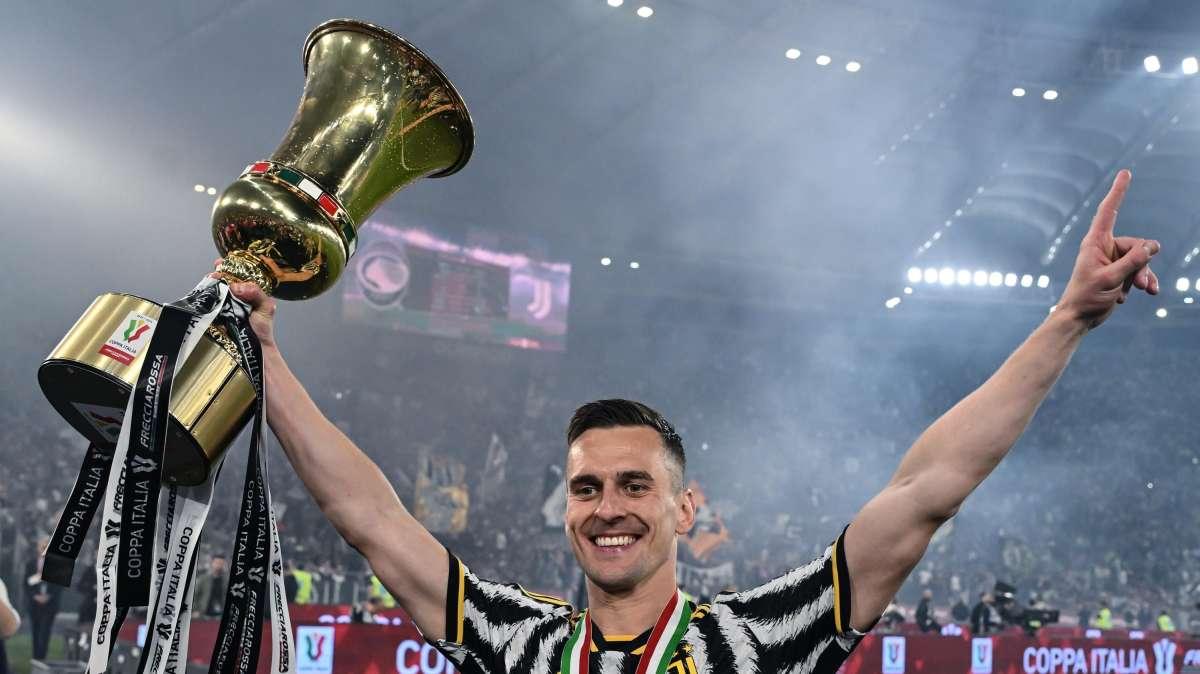 La Juventus celebra Milik