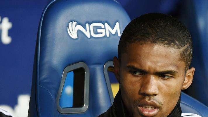 DOUGLAS COSTA si candida per il Milan: "Ci sono"