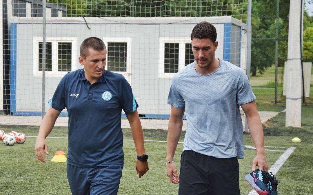 ESCLUSIVA TJ - Domazet, personal trainer di Vlahovic: "Pensava a come allenarsi anche in vacanza, vi spiego il lavoro svolto con me. Futuro? Mi ha detto che ama la Juve"