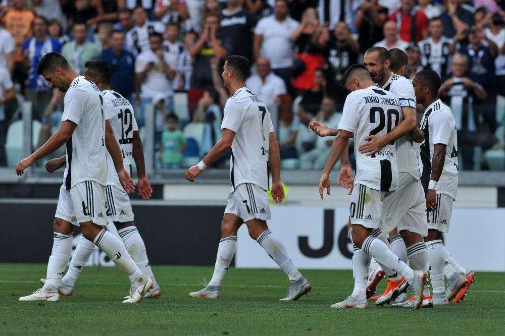 Dybala su Twitter: “Grandissimi tutti”