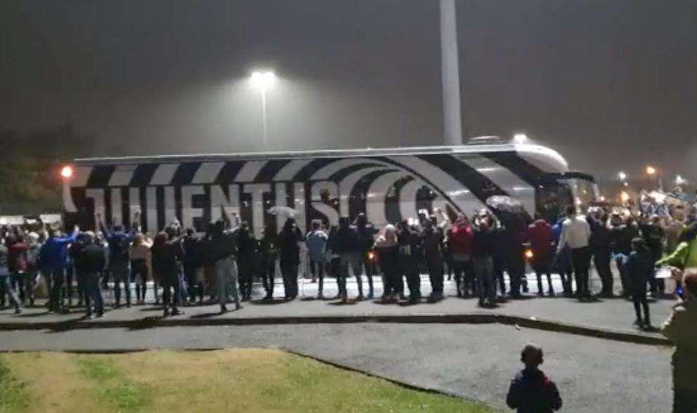 LIVE TJ - L'arrivo di Juventus e Lazio allo Stadium (VIDEO)