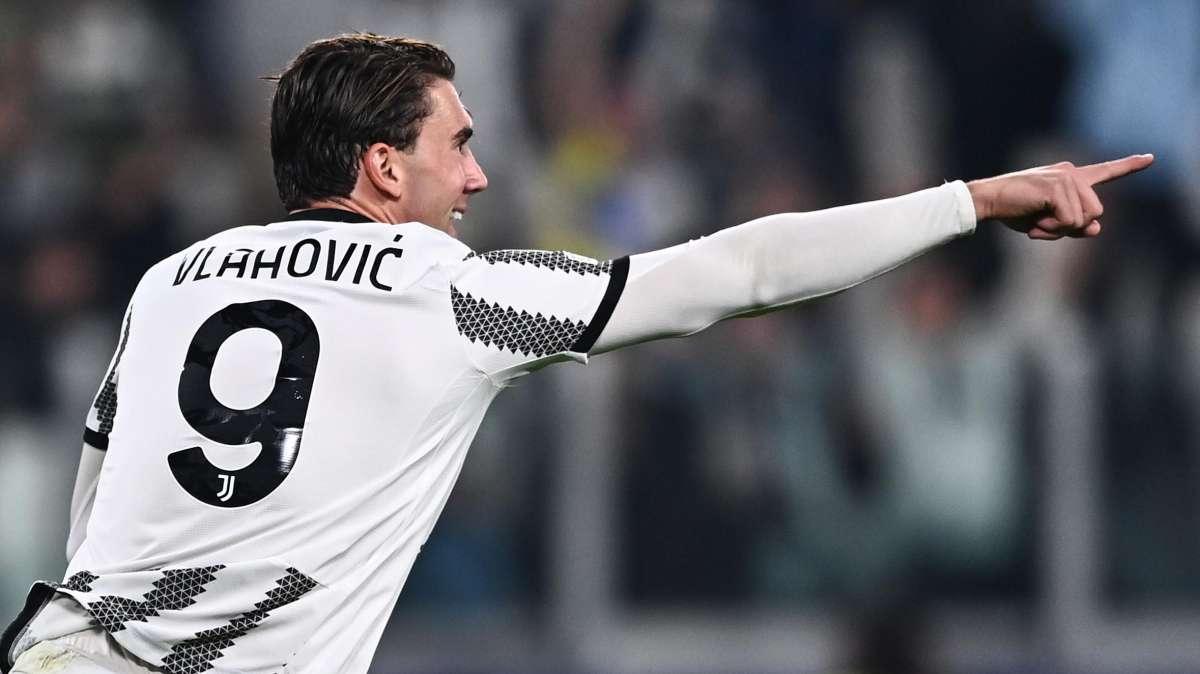 La Stampa - Bonucci e Vlahovic rischiano la panchina nel Derby