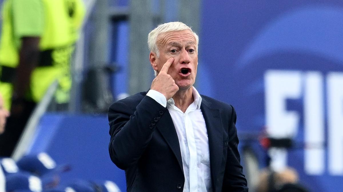 Mondiali: morta la madre di Deschamps, il ct torna in Francia, non sarà in panchina con la Norvegia