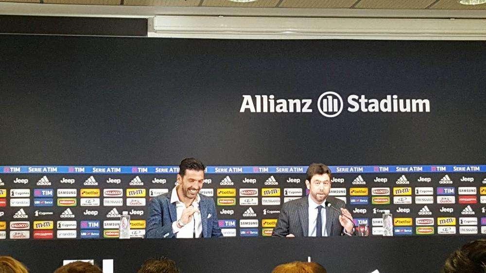 LIVE TJ - BUFFON: "Non è certo che smetterò di giocare. Capitolo chiuso con la Nazionale. Dispiaciuto per le esternazioni dopo Madrid"