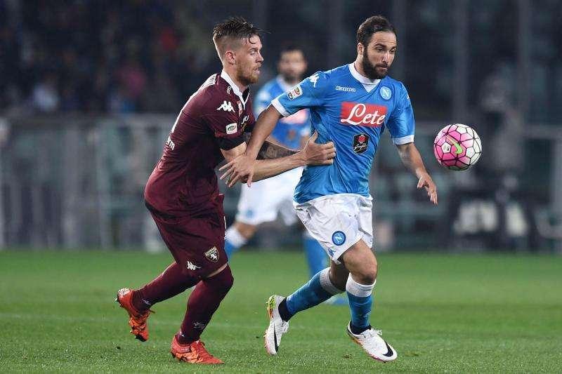 Il Messaggero - La Juve deposita il contratto di Higuain, Napoli su Milik 
