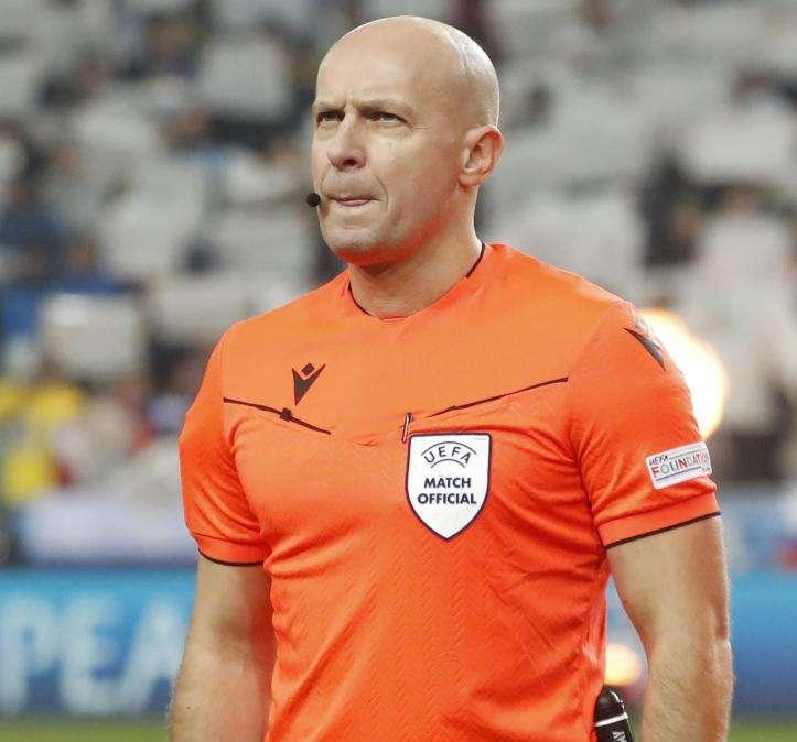 E.League: Marciniak arbitra Roma-Milan, Letexier per l'Atalanta