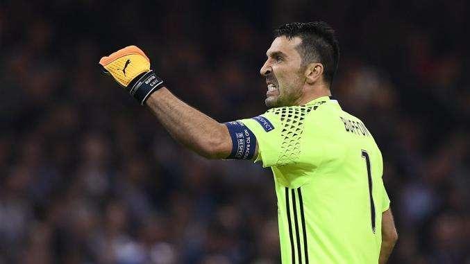 LIVE TJ - BUFFON: "Miserabile chi gode delle sconfitte altrui. Szczesny ha fatto la scelta migliore. Se vinco la Champions non smetto di giocare"