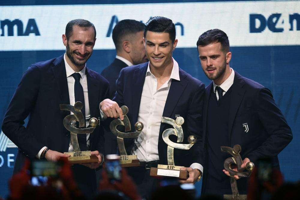 Cristiano Ronaldo meritava il pallone d’oro ? Diteci la vostra 