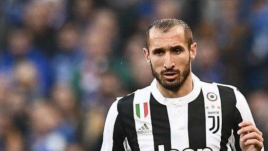 LIVE TJ - CHIELLINI: "Venerdì ci sarò. Contro il Napoli vogliamo fare una grande partita. Higuain vuole esserci"