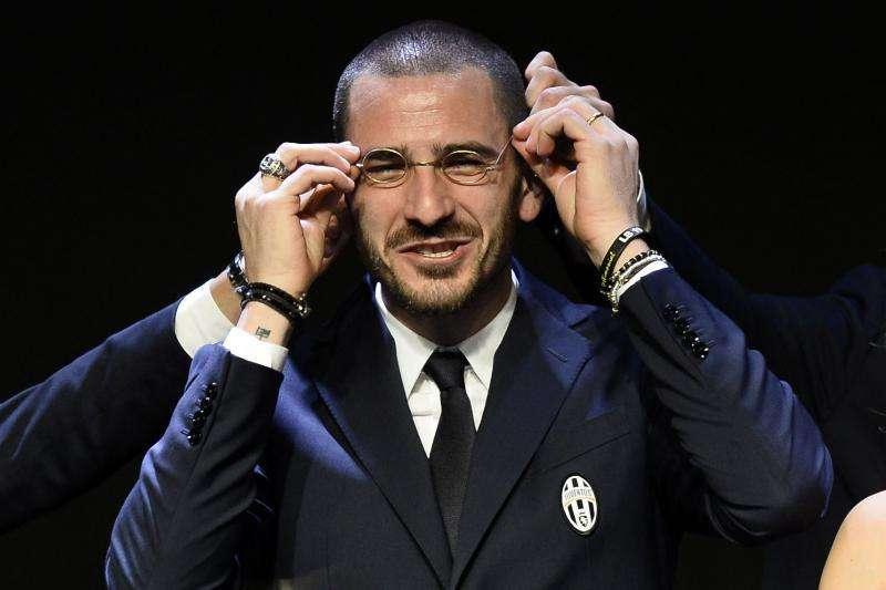 Sun - Chelsea e Manchester United non mollano Bonucci