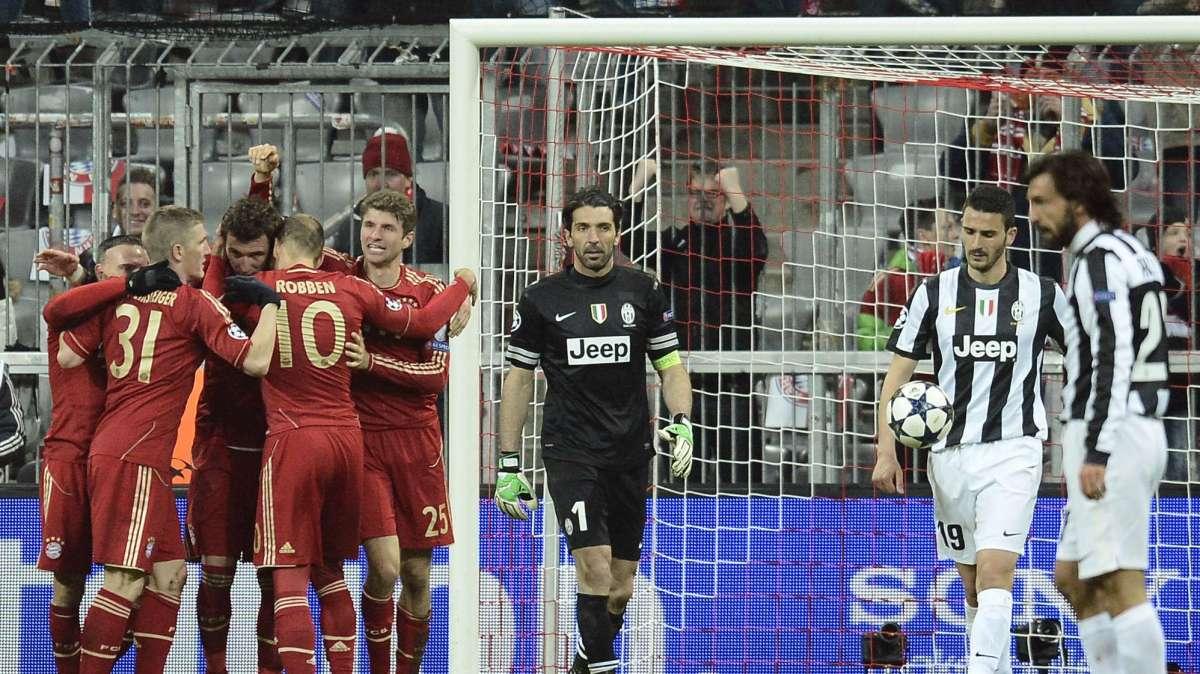 Anteprima Gazzetta - Juve sveglia! Conte: "Loro spendono e la differenza si vede. Beckenbauer: "Buffon sembrava un pensionato"