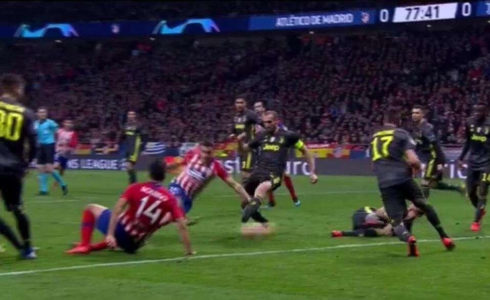 La sconfitta di Madrid fa male, ma dobbiamo restare uniti. Tutti insieme per sospingere la squadra verso l'impresa. Crediamoci