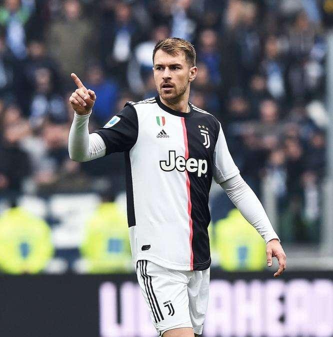 Coronavirus, RAMSEY su Instagram: "Battiamo insieme il Covid-19: stiamo a casa"