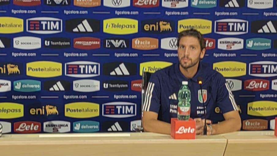 Locatelli: "Soddisfatto della mia partita e di tutti, abbiamo dato tutto. Avevo voglia di dare questo alla Nazionale"