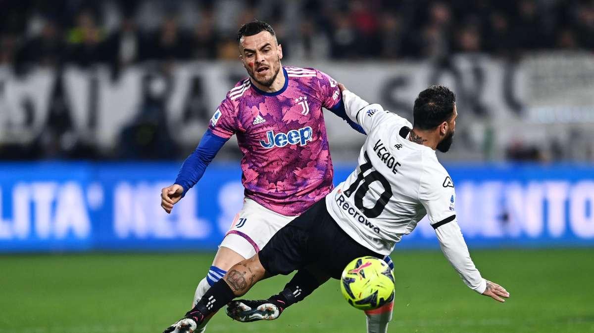 La Juventus su "Twitter" esalta Kostic: "Macchina da assist"