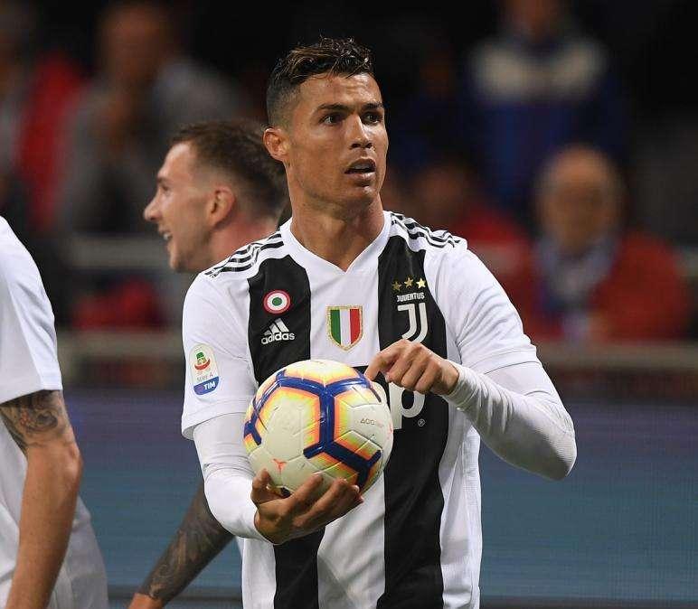 COME FAR SORRIDERE RONALDO