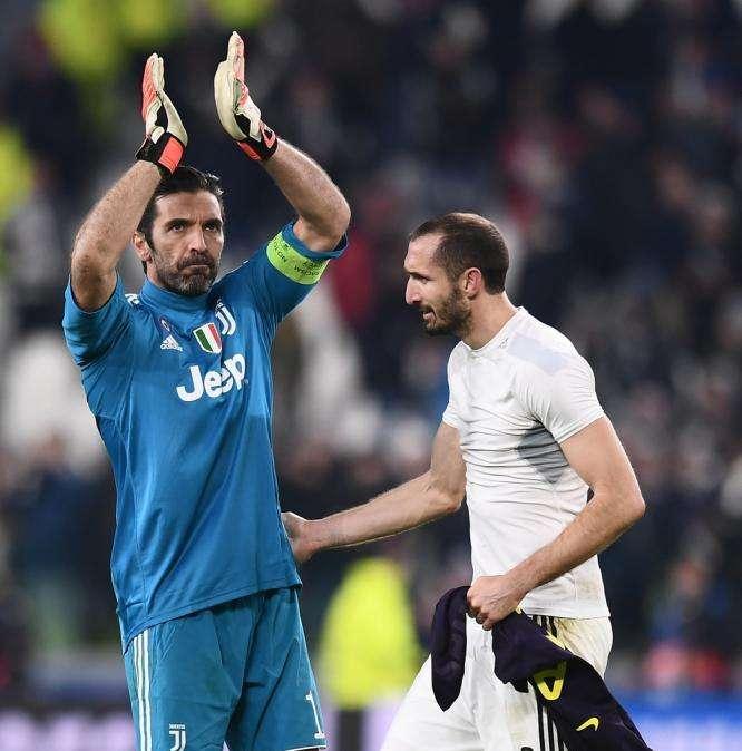 UFFICIALE - Buffon e Chiellini rinnovano fino al 2021