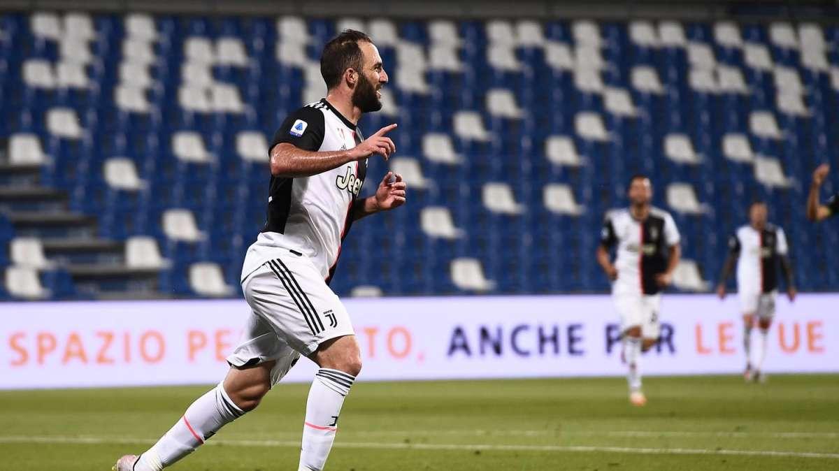Higuain, il Valencia spinge: gli iberici preparano l'offerta