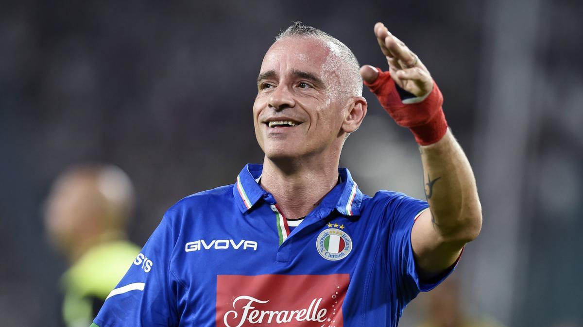Caso Mazzola, Eros Ramazzotti non vuole la morale dai tifosi dell'Inter: il ricordo dello striscione sull'Heysel