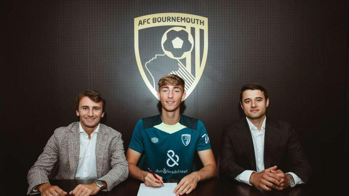 L'ex Juve Huijsen verso il Chelsea: i londinesi hanno sorpassato il Real Madrid 