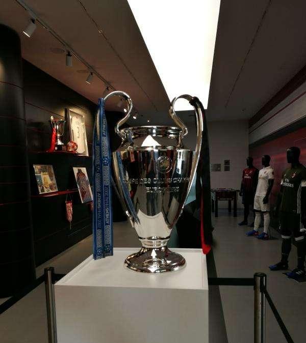 Uefa.com - Il mercato delle squadre ai gironi di Champions League