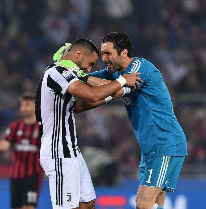 Gazzetta - Asta per Benatia 