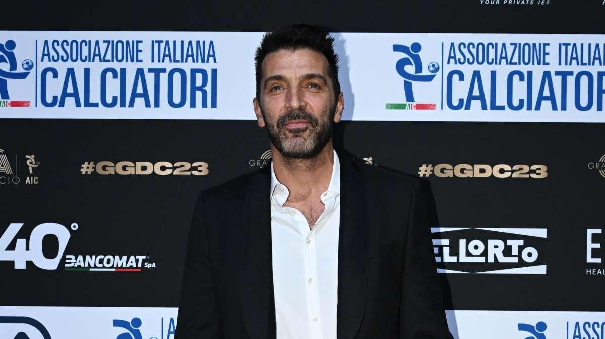 Buffon: "Felice di aver smesso e orgoglioso del mio ruolo in Nazionale"