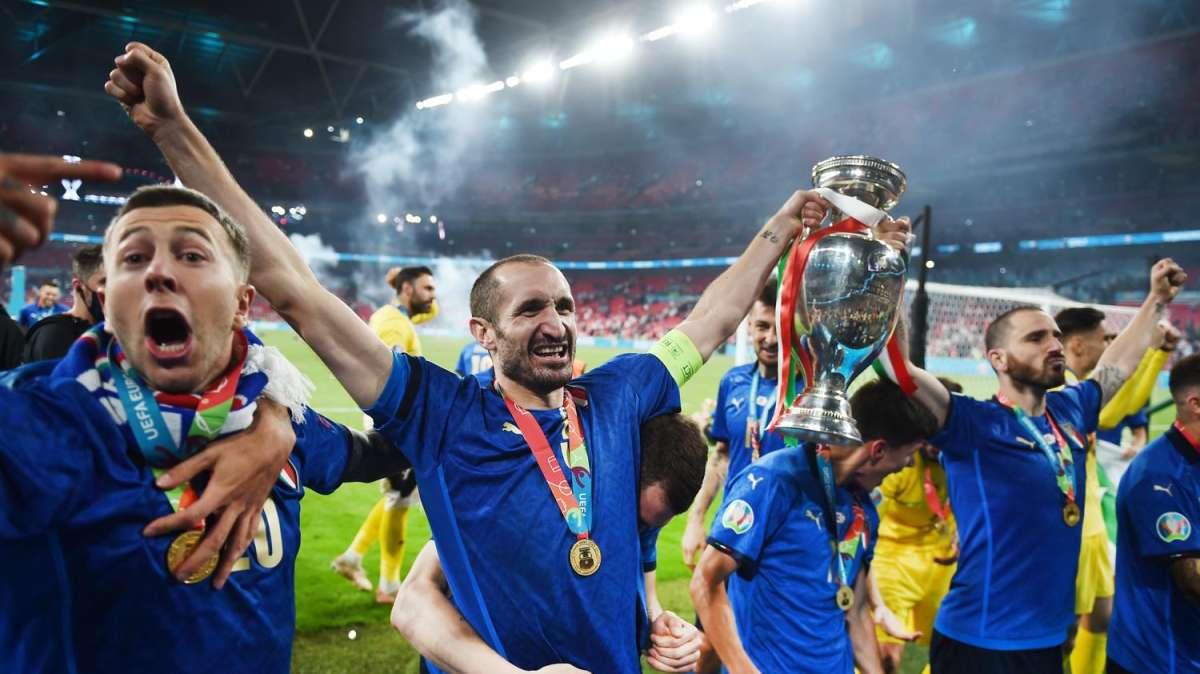 Buffon a Gazzetta su Bonucci e Chiellini: “Con Leo sui rigori...”