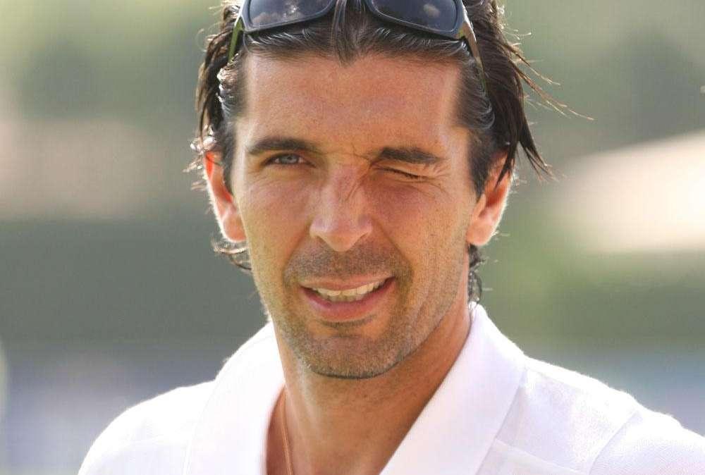 BUFFON, COMPLEANNO IN CAMPO: "IL REGALO? BATTERE L'INTER!"